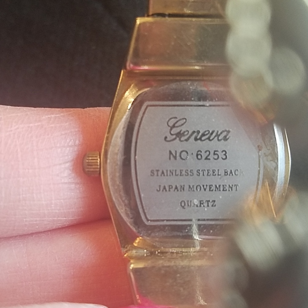 Watch - Picture 3 of 3